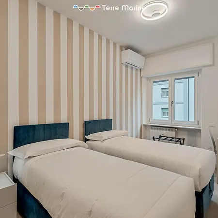 The Prestige, Terre Marine Апартаменты *